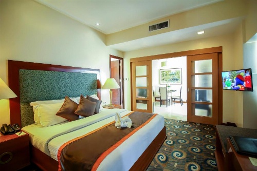 Makati Palace Hotel image 19