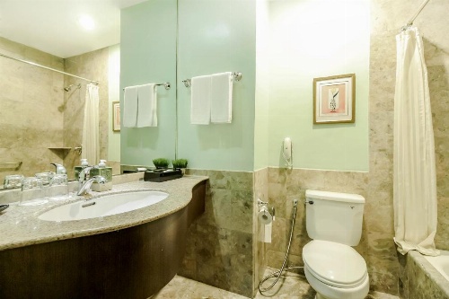 Makati Palace Hotel image 40
